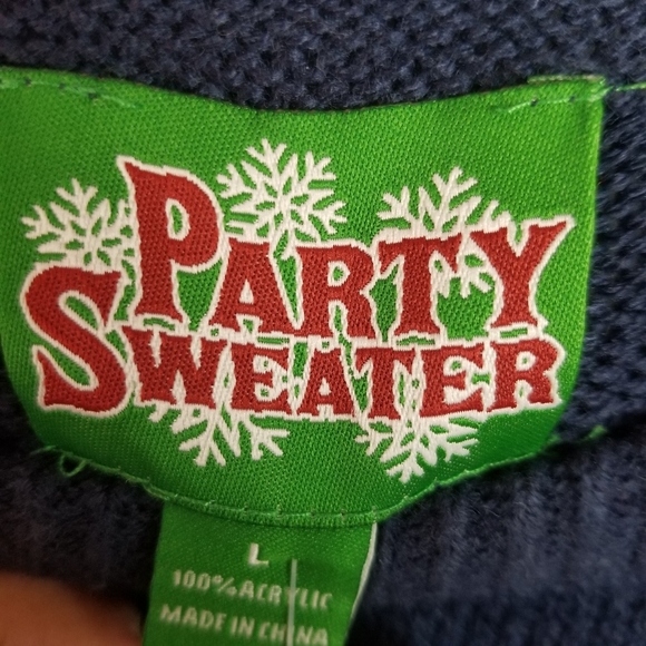 Ugly Christmas Sweater Reindeer Party - Picture 4 of 4